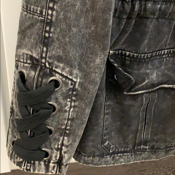 Vintage black denim jacket - Picture 4 of 4